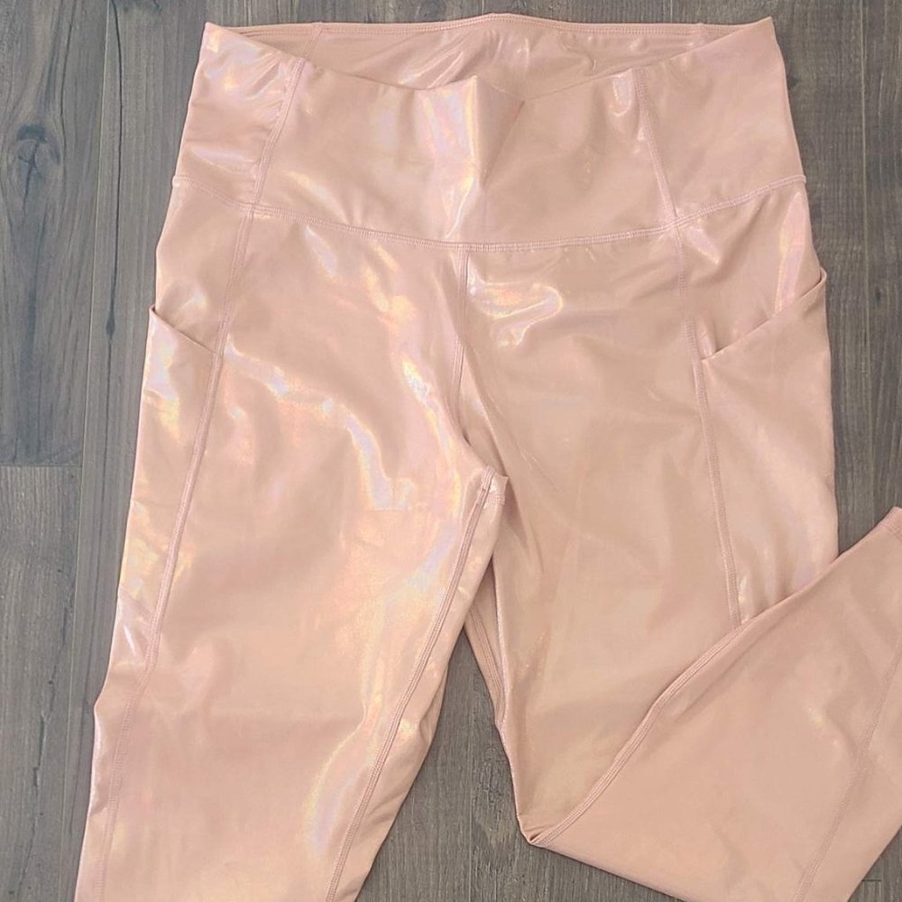 NWT Fabletics high-waisted pocket iridescent copper 7/8 legging